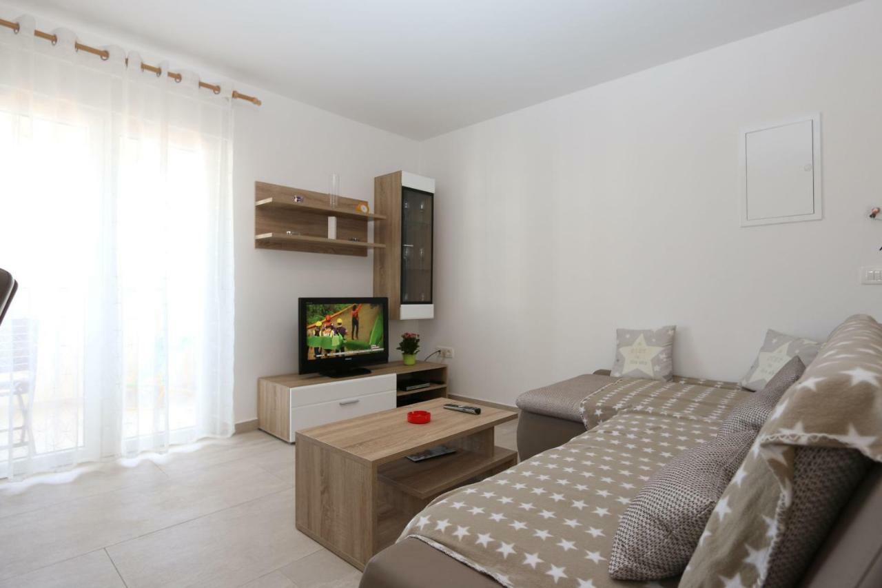 Čižići Apartment Samsa Mirica מראה חיצוני תמונה