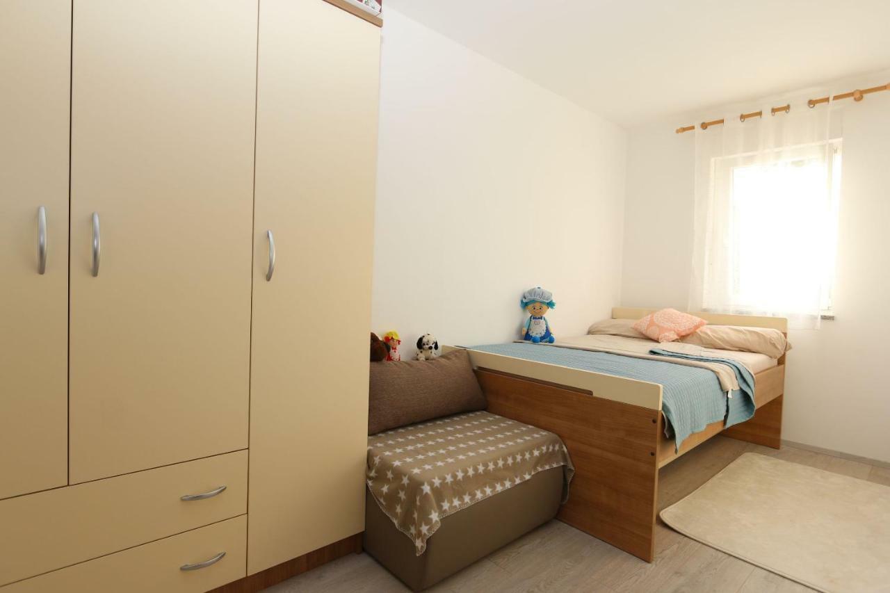 Čižići Apartment Samsa Mirica מראה חיצוני תמונה